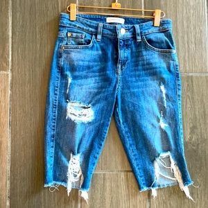 Guess shorts size 26